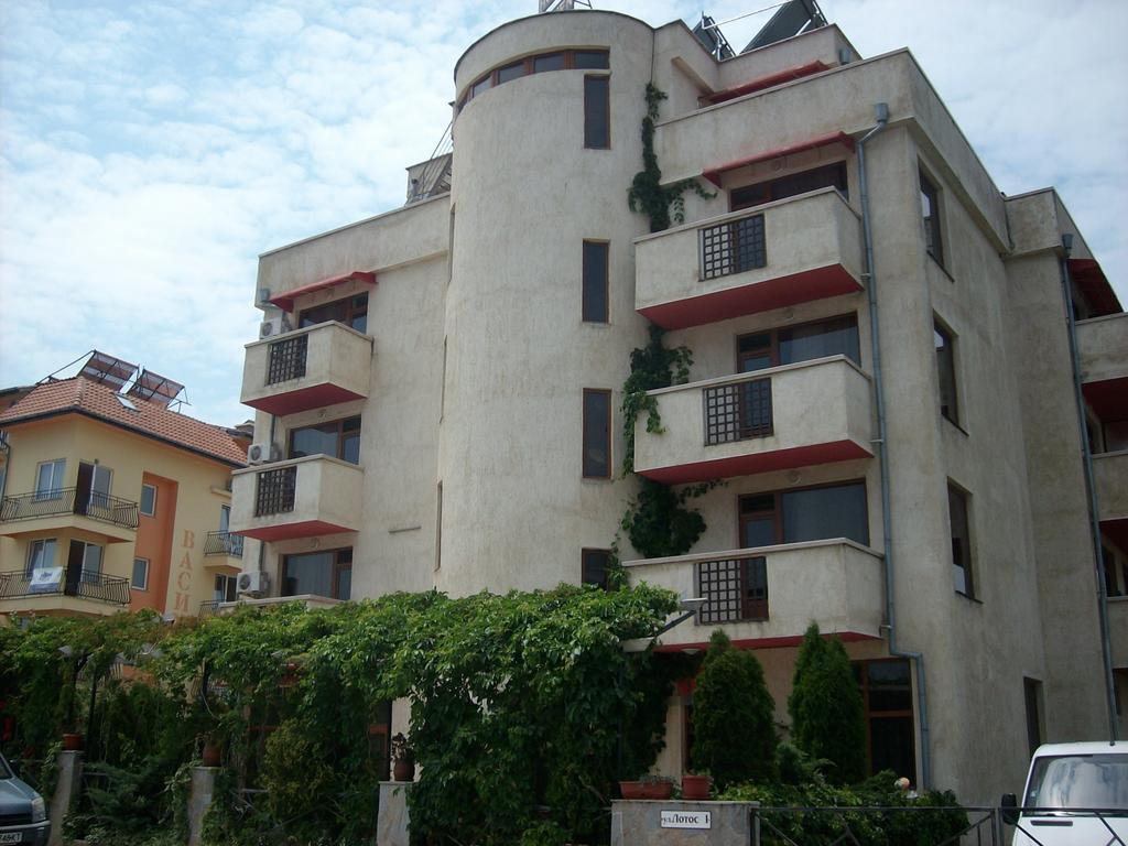 Hotel Neven Primorsko Esterno foto
