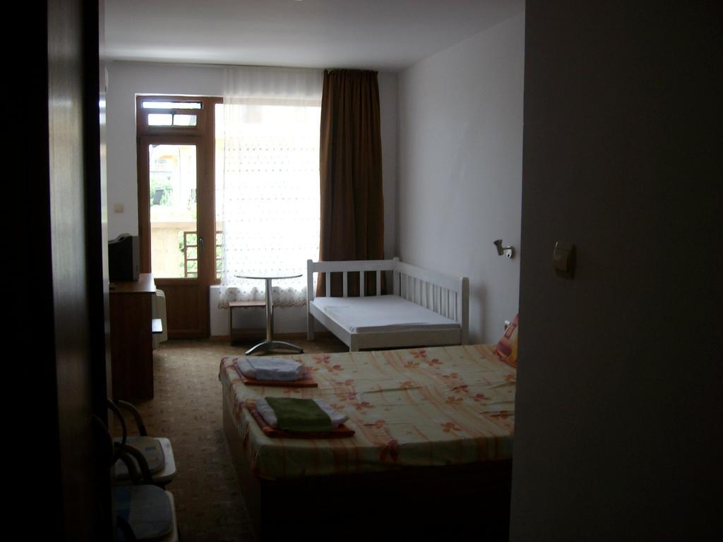 Hotel Neven Primorsko Camera foto