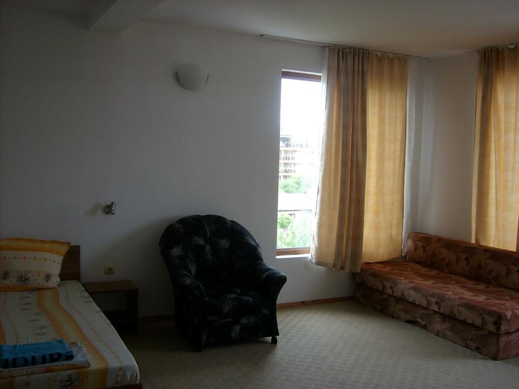Hotel Neven Primorsko Esterno foto