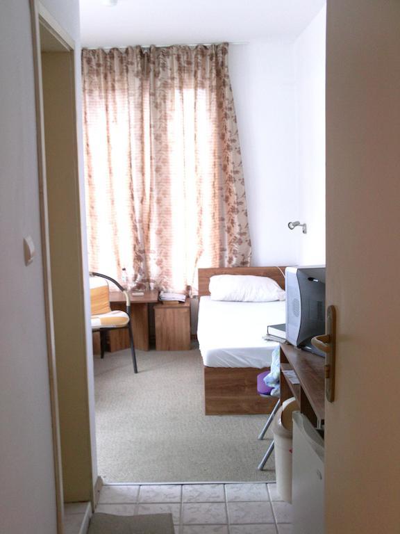 Hotel Neven Primorsko Esterno foto