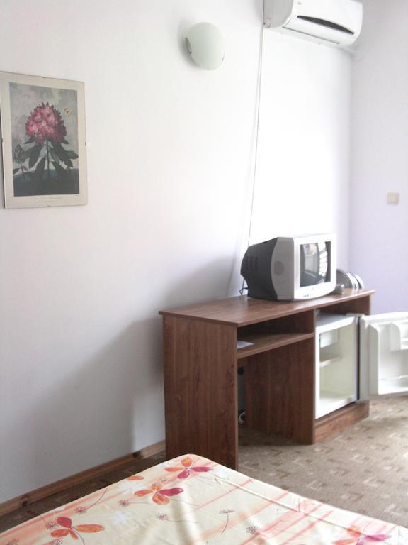 Hotel Neven Primorsko Esterno foto